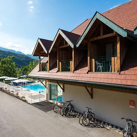 Great Holiday Near Lake Annecy *